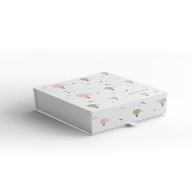 A Little Rei keepsake gift box