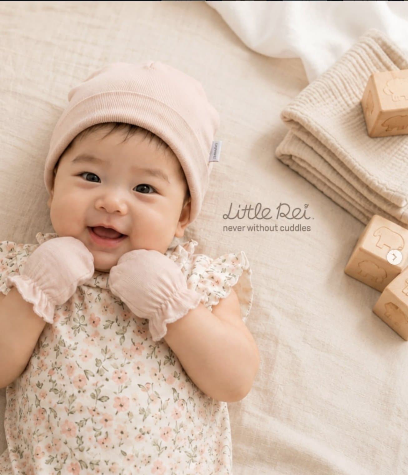 Cambrass Cap & Mitten Set — view 2 of 3